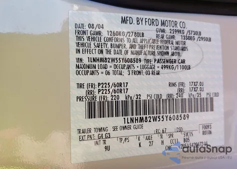 2005 Lincoln Town Car Signature Limited из США, поврежденный, VIN 1LNHM82W55Y608589